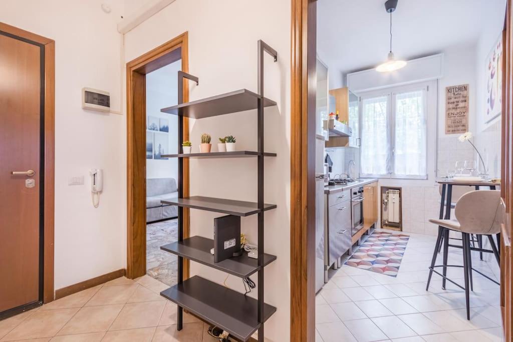 Famileisure Suites Near Policlinico & University 摩德纳 外观 照片