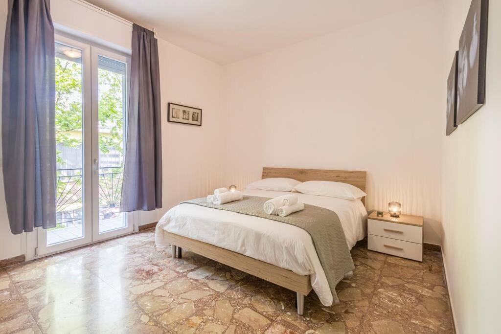 Famileisure Suites Near Policlinico & University 摩德纳 外观 照片